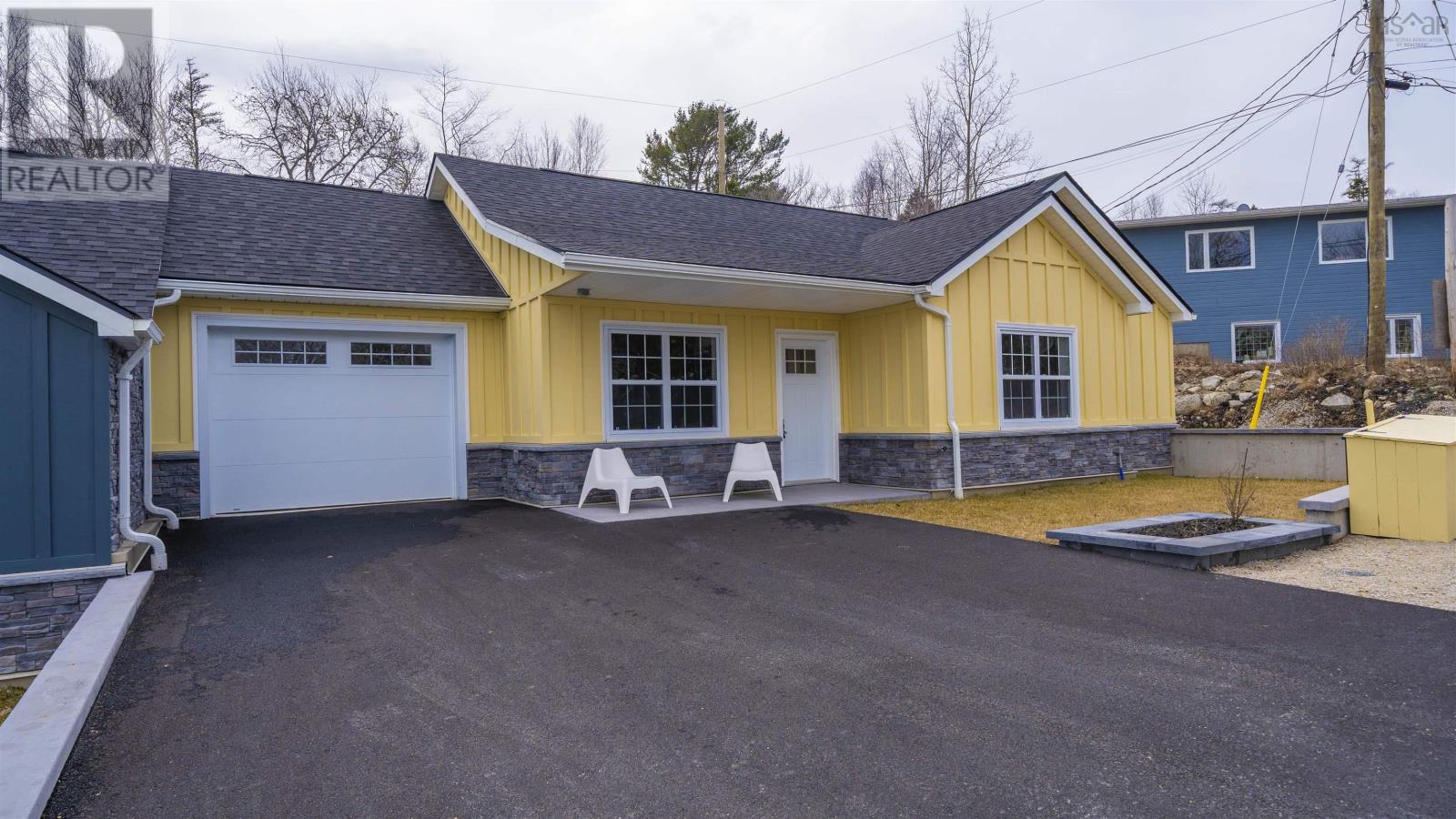 11 Lions Club Road Property Photo 37