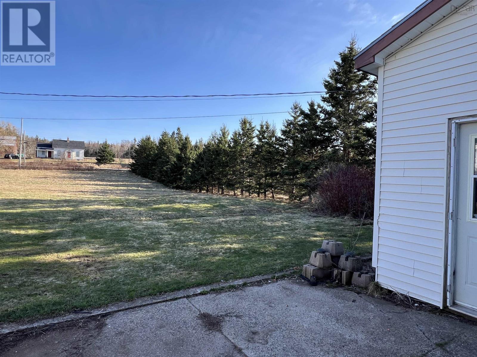 8235 Shore Road Property Photo 4