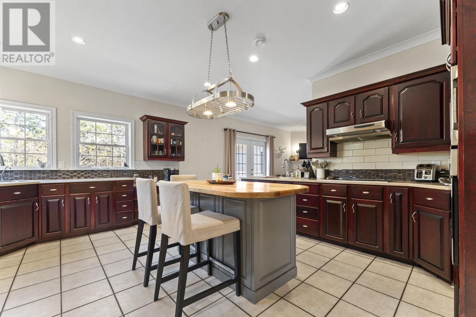 142 Glen Arbour Way Property Photo 14