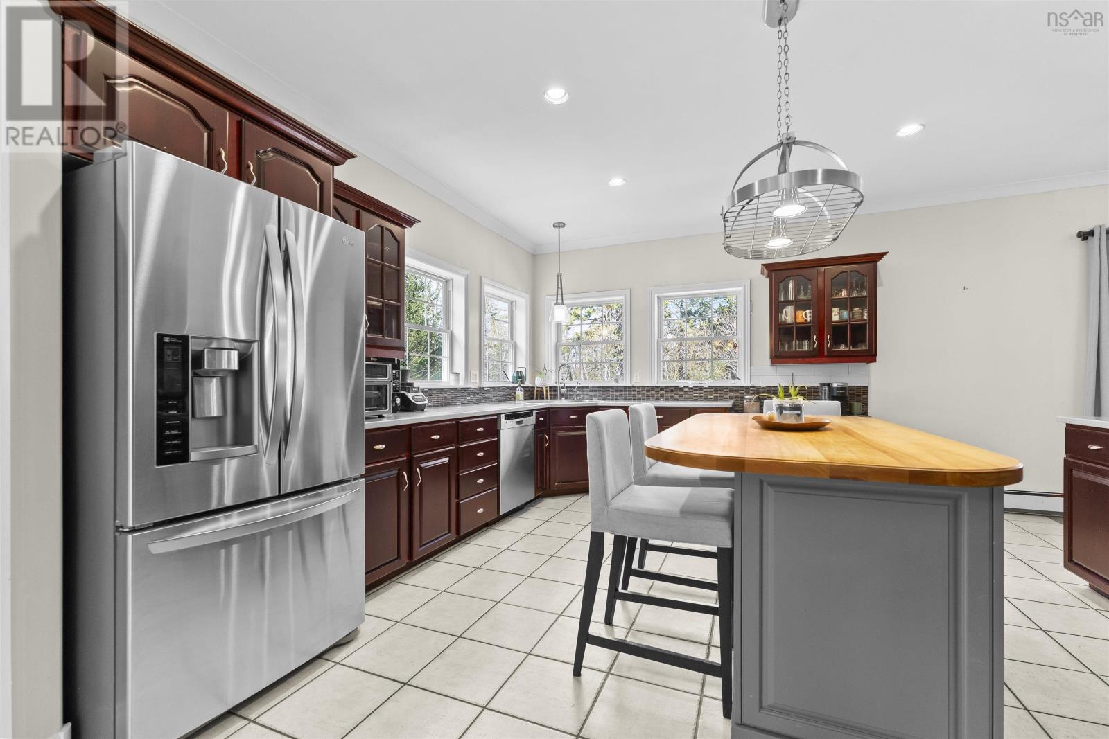 142 Glen Arbour Way Property Photo 15