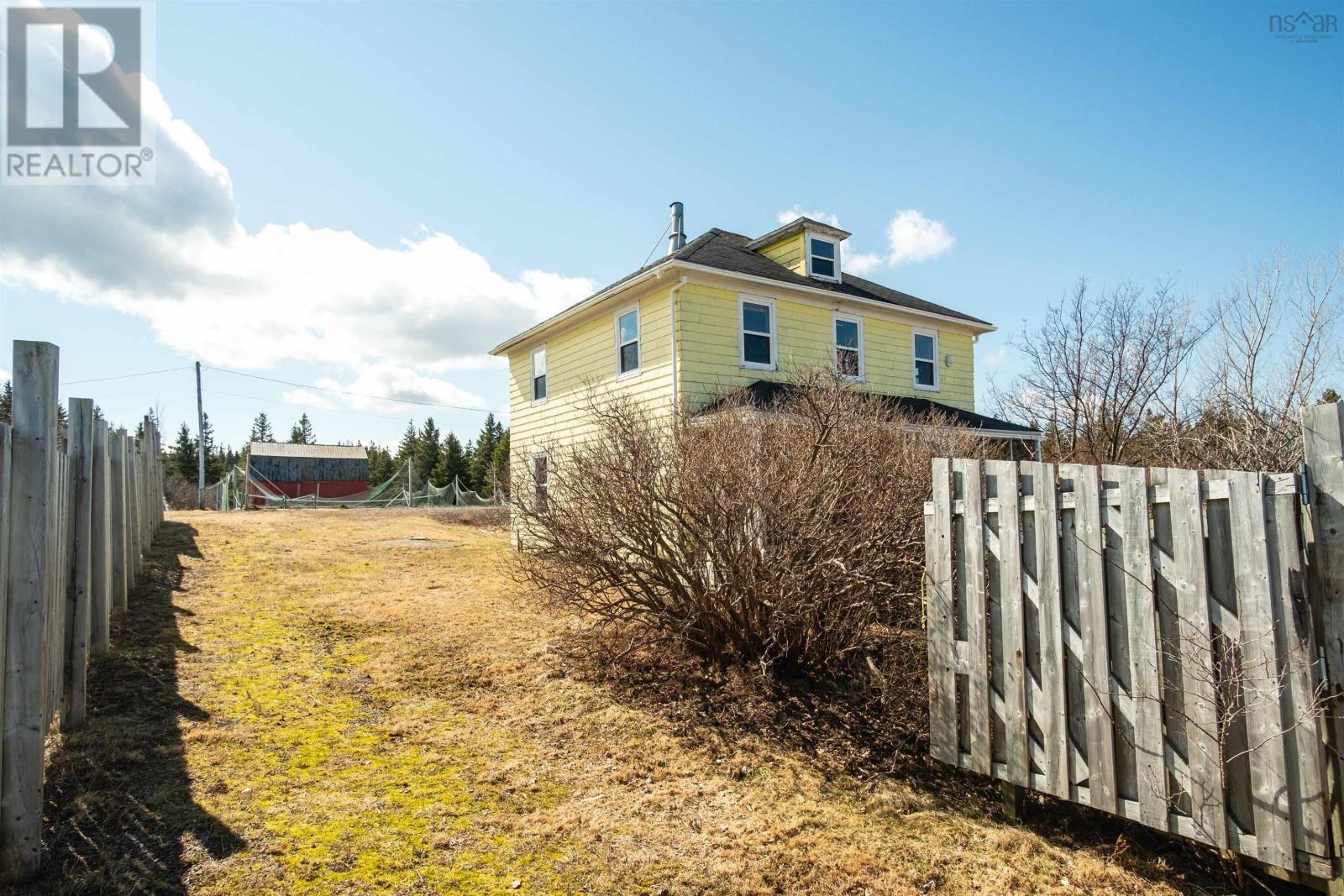 12892 Highway 4 Property Photo 3