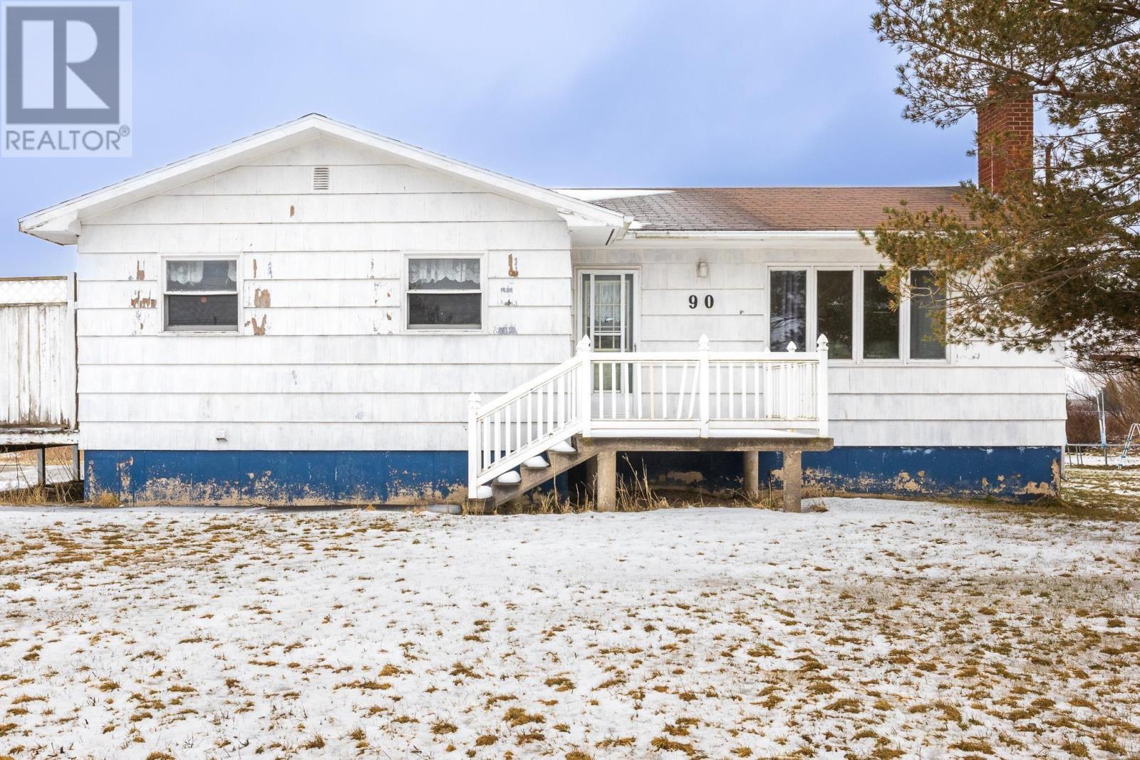 Reserve Mines Real Estate Listings Main Image