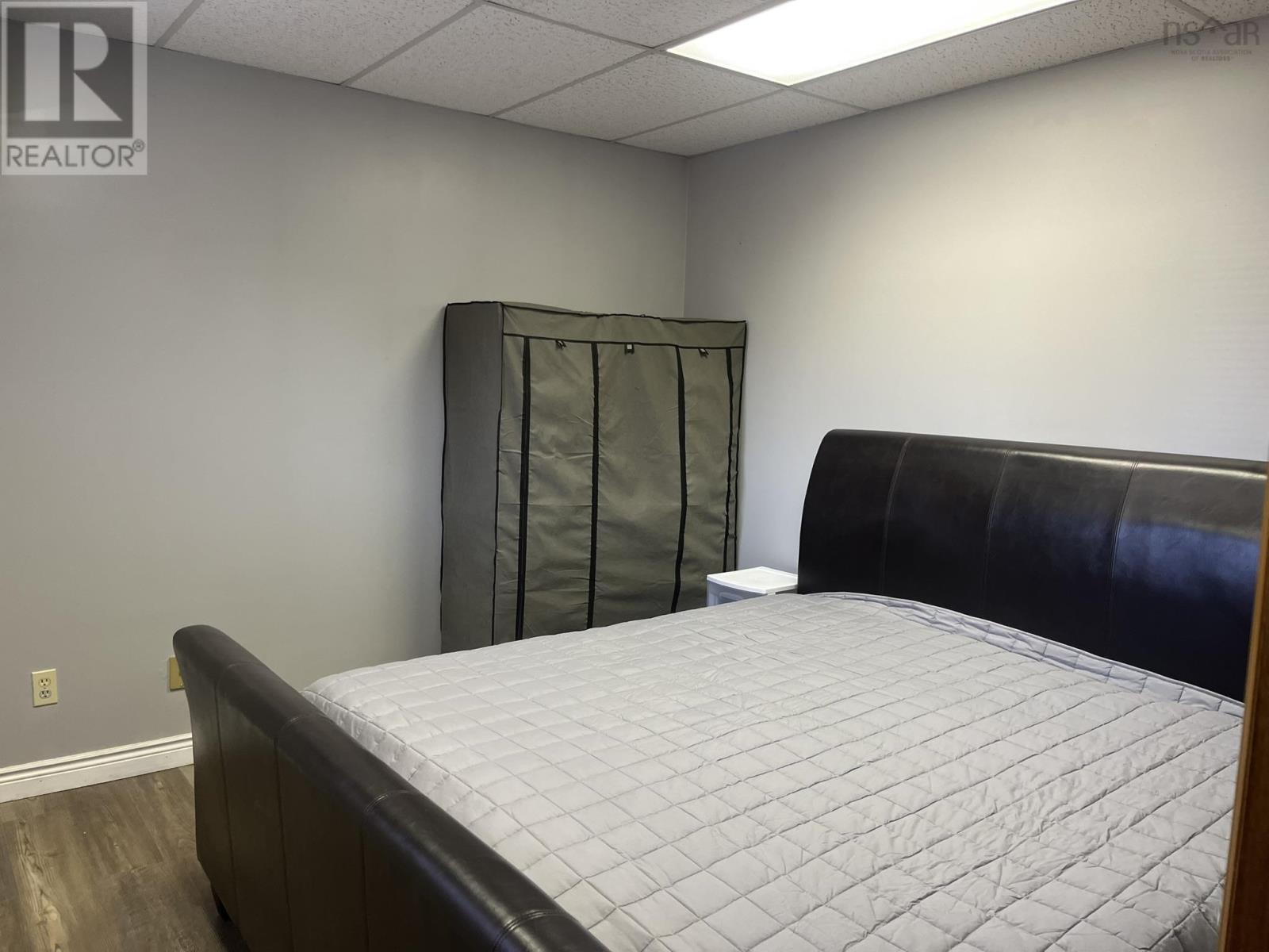 6858 Highway 105 Property Photo 18