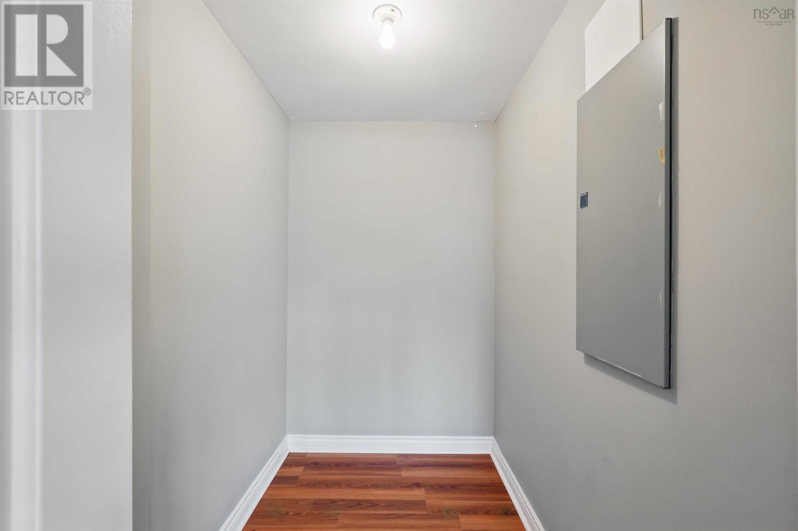 112 1350 Oxford Street Property Photo 30