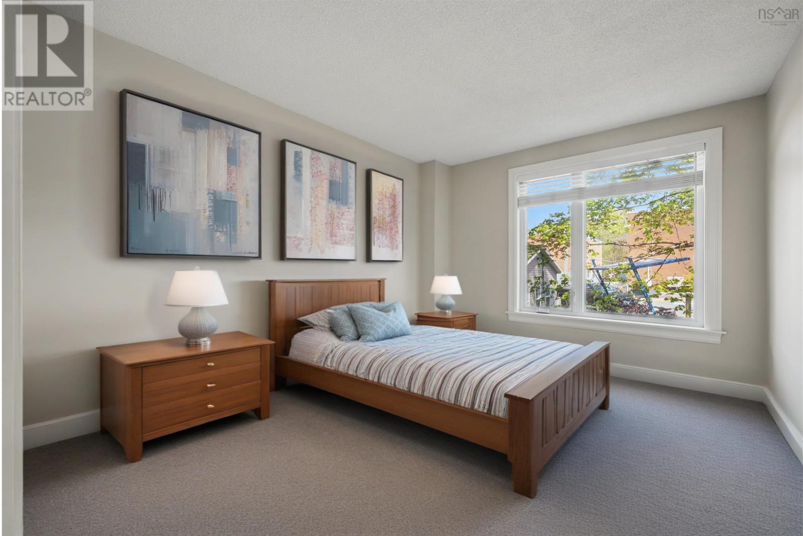 112 1350 Oxford Street Property Photo 33