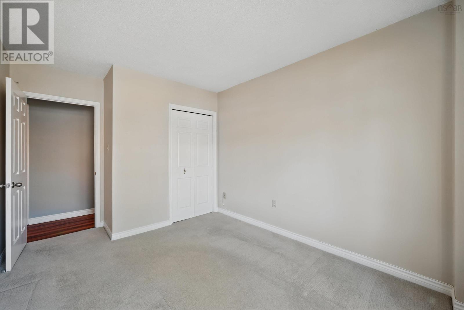 112 1350 Oxford Street Property Photo 34