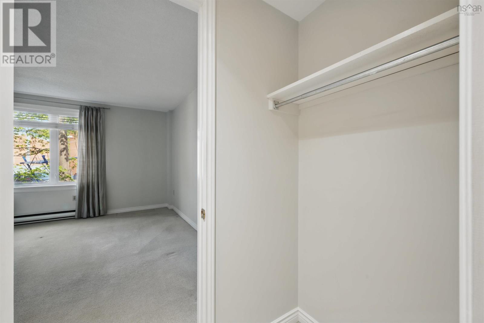 112 1350 Oxford Street Property Photo 41
