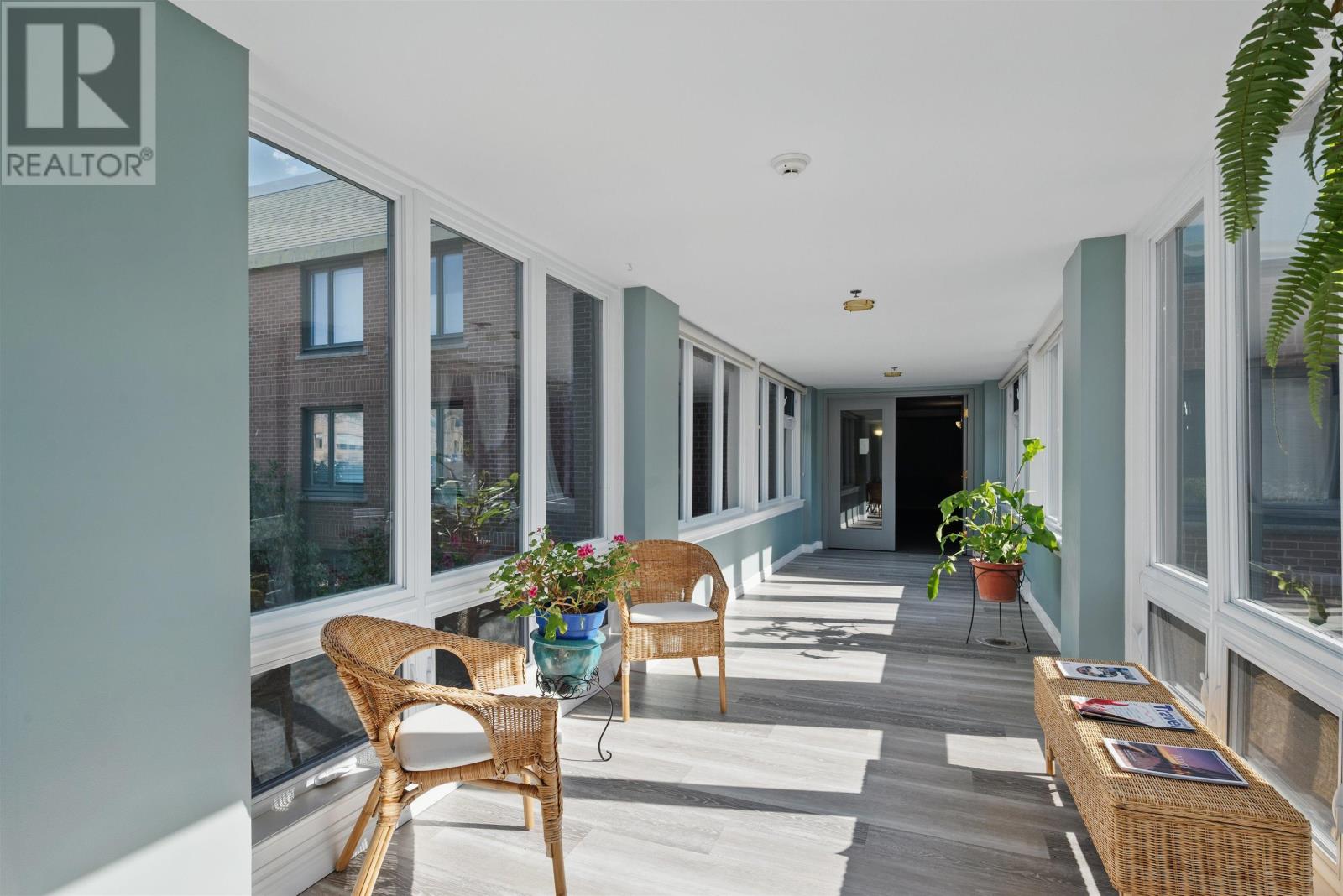 112 1350 Oxford Street Property Photo 46