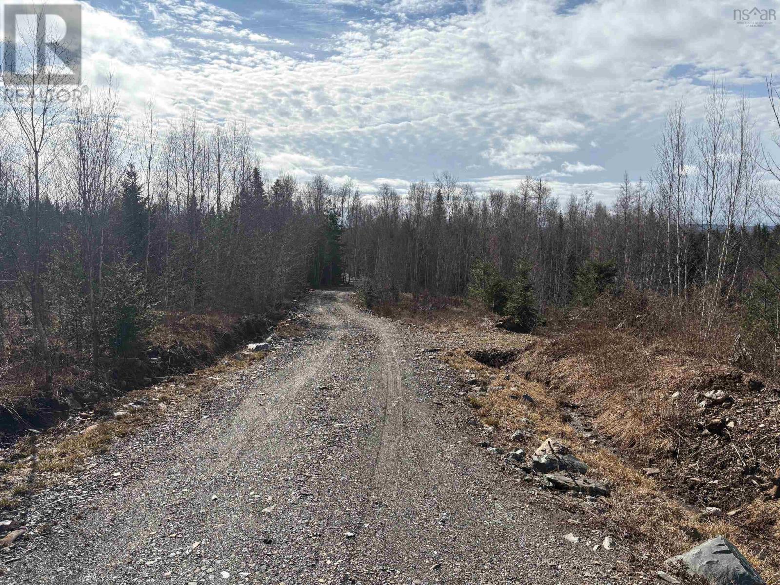 11114 Highway 224 Property Photo 4