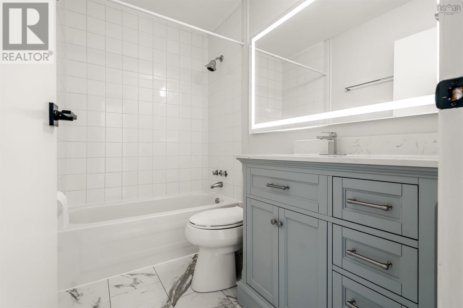 124-126 Hillcrest Avenue Property Photo 20