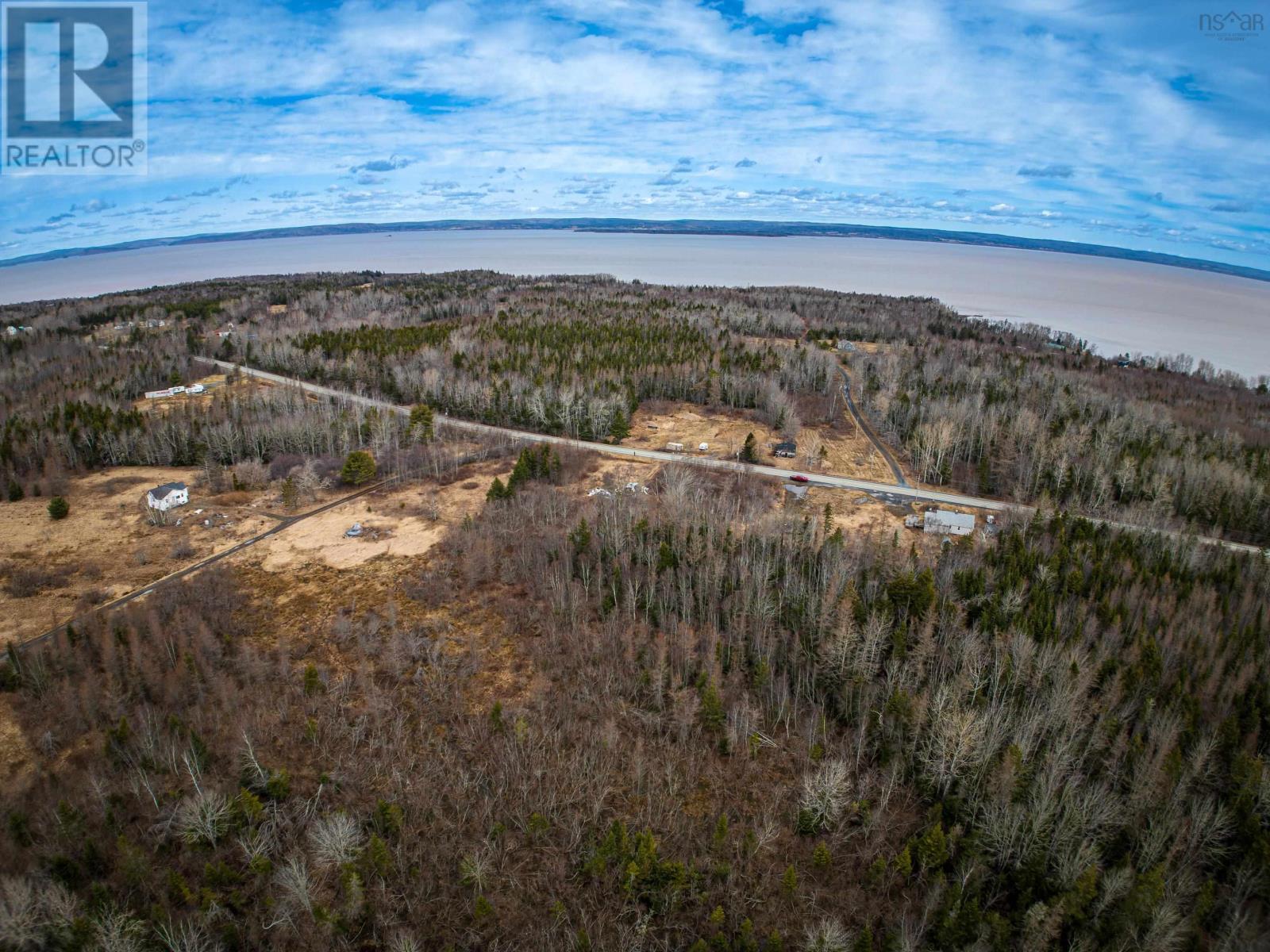 Lot Highway 215 Photo de la propriété 1
