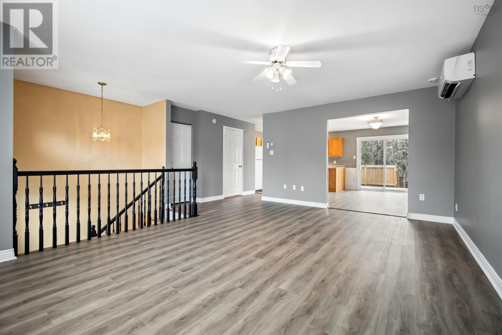 7 Hemlock Drive Property Photo 9