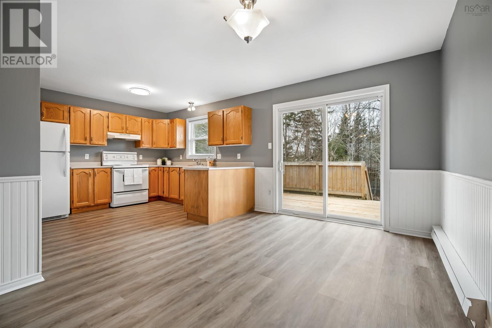 7 Hemlock Drive Property Photo 11