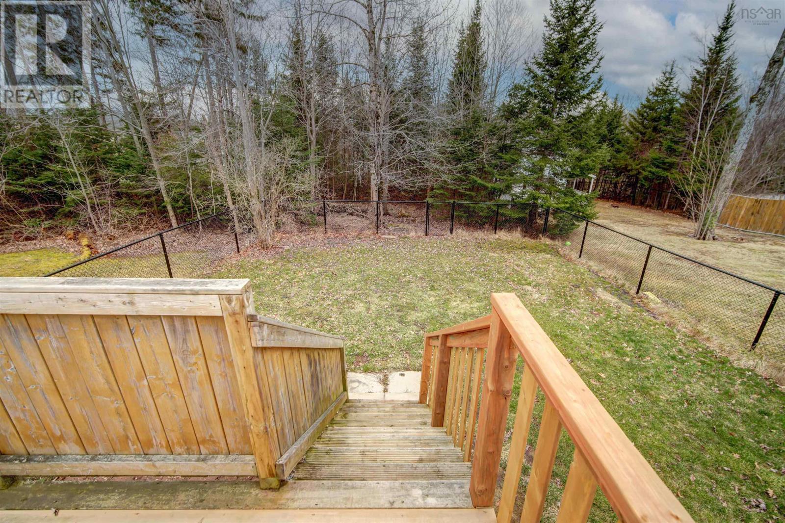 7 Hemlock Drive Property Photo 31