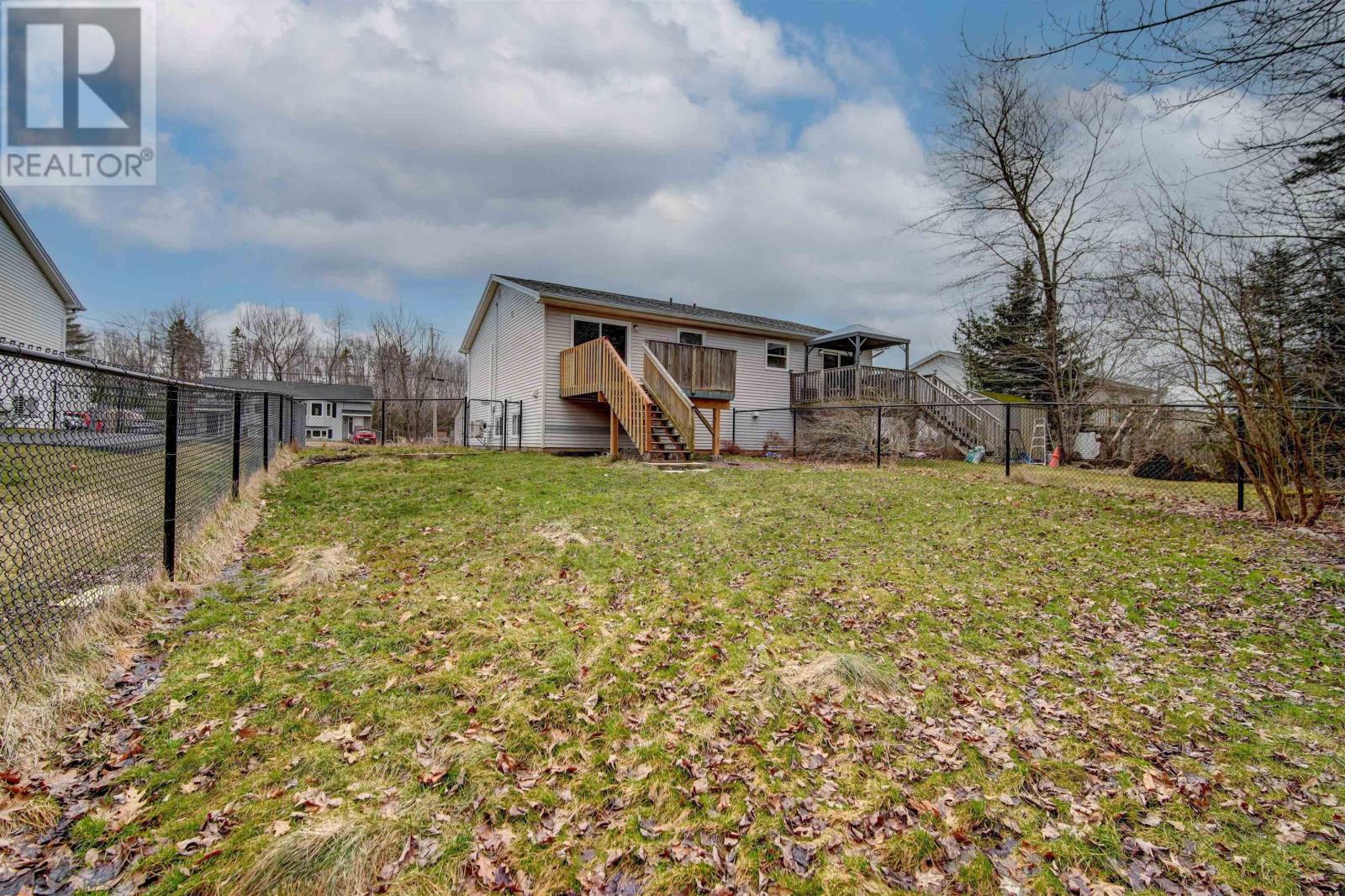7 Hemlock Drive Property Photo 33