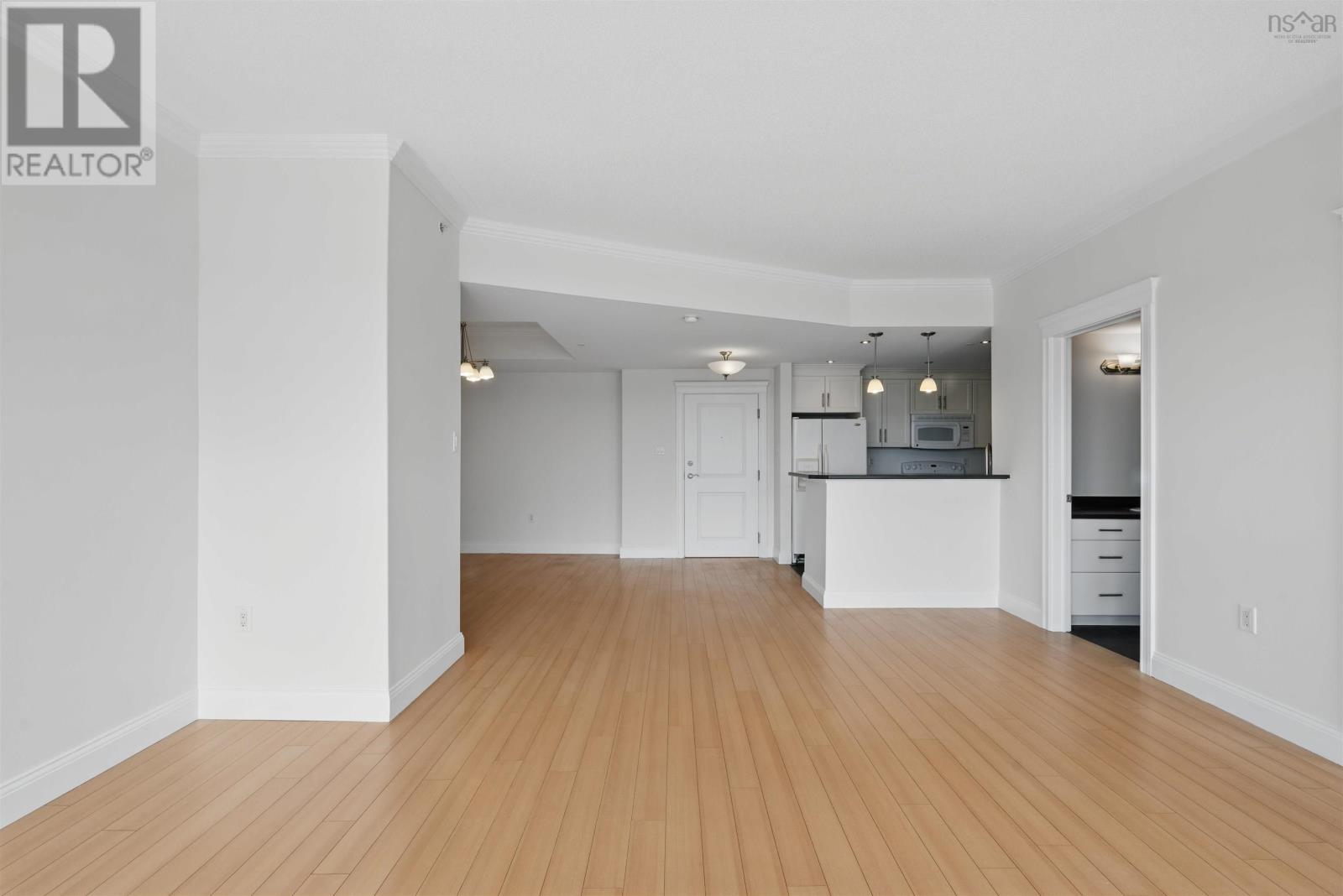 707 60 Walter Havill Drive Property Photo 17