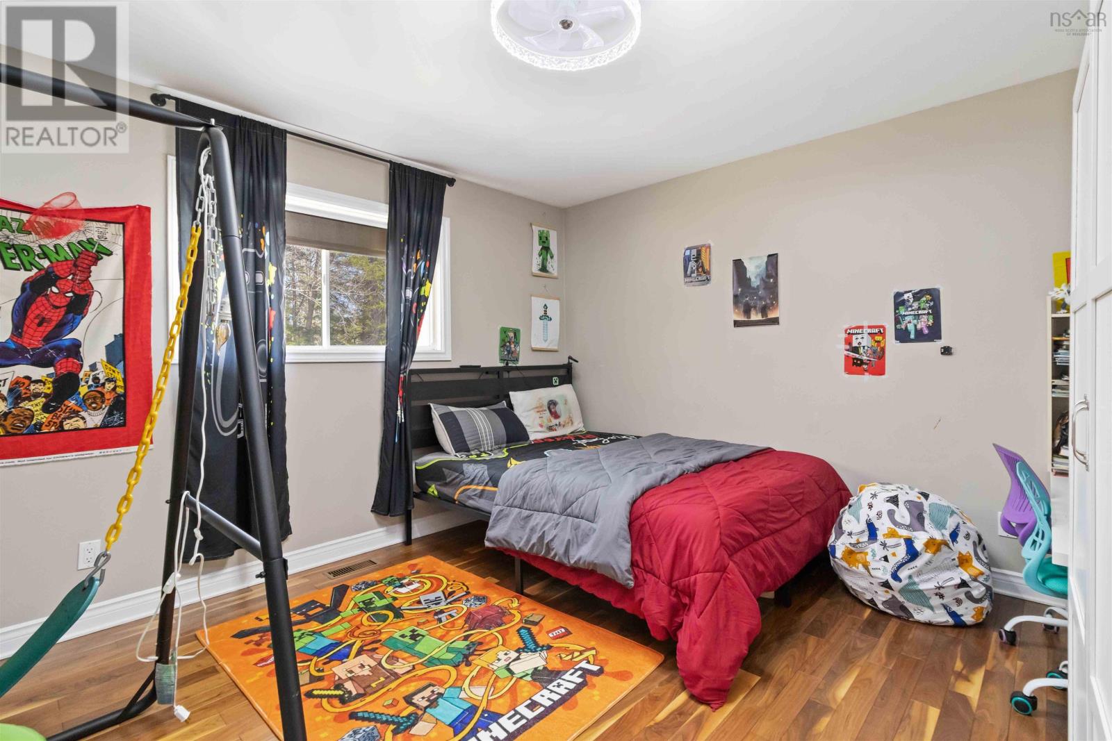 45 Rockcliffe Crescent Property Photo 21