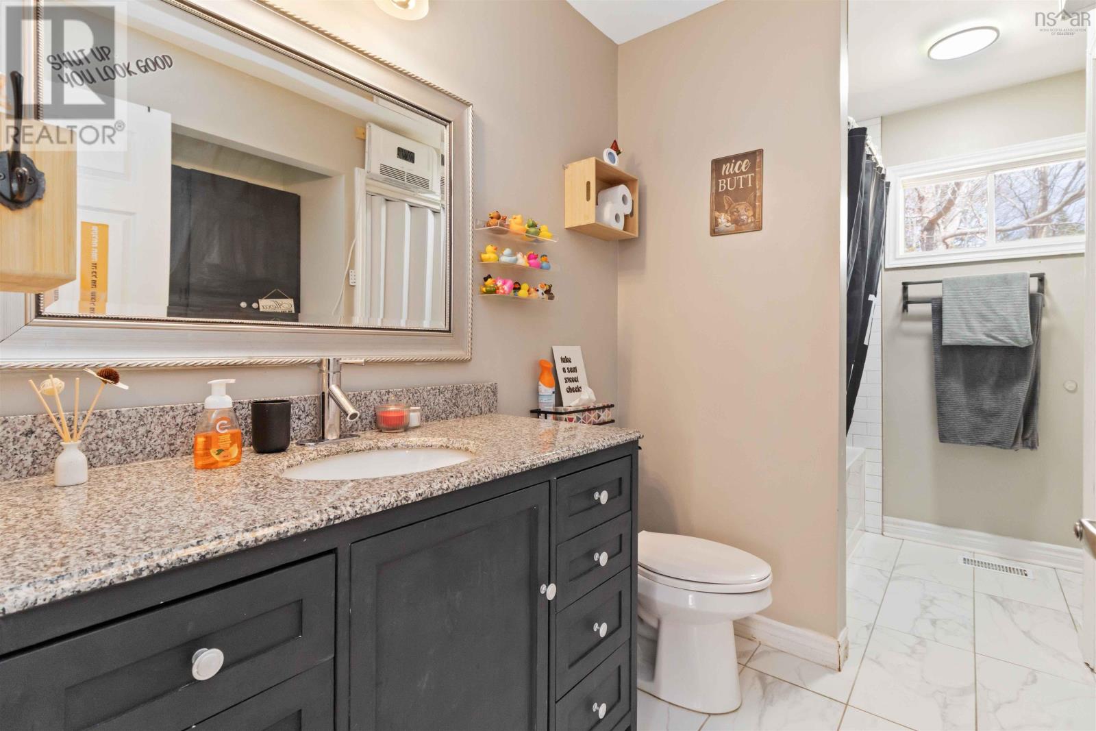 45 Rockcliffe Crescent Property Photo 23