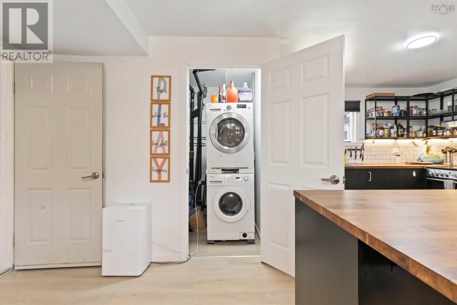 45 Rockcliffe Crescent Property Photo 33