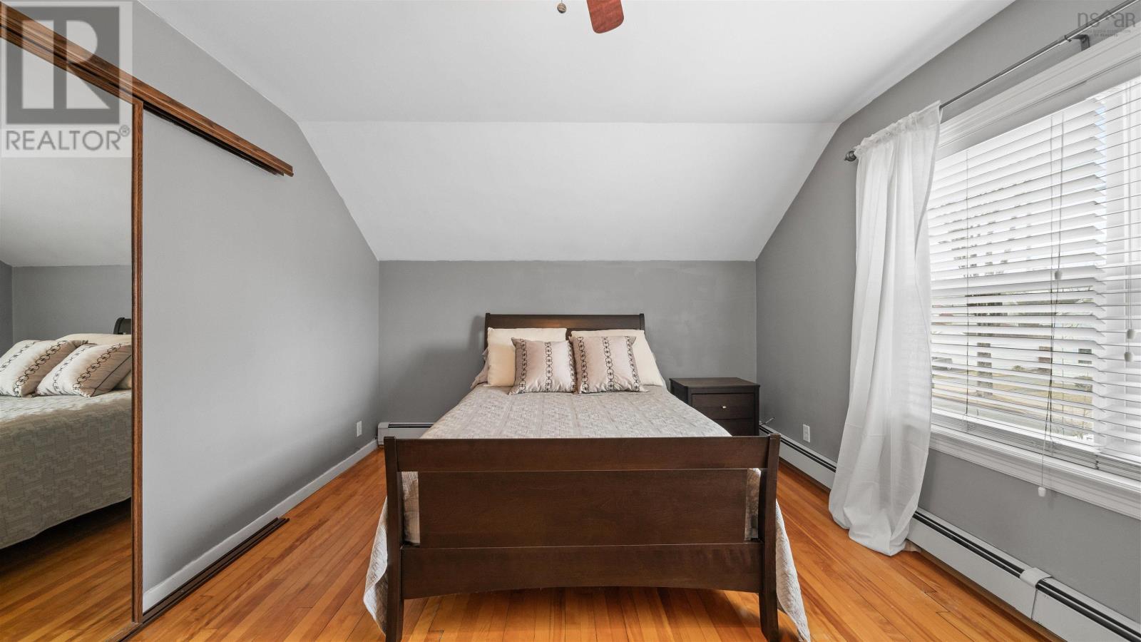 6188 Windsor Terrace Property Photo 20