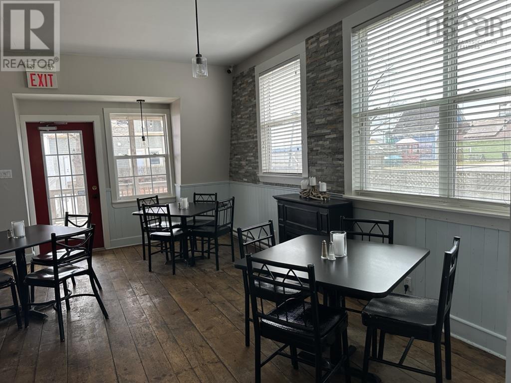 41 Coleraine Street Property Photo 19