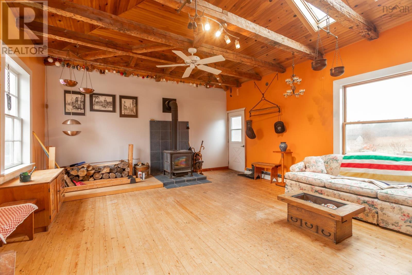 6765 Highway 1 Property Photo 14