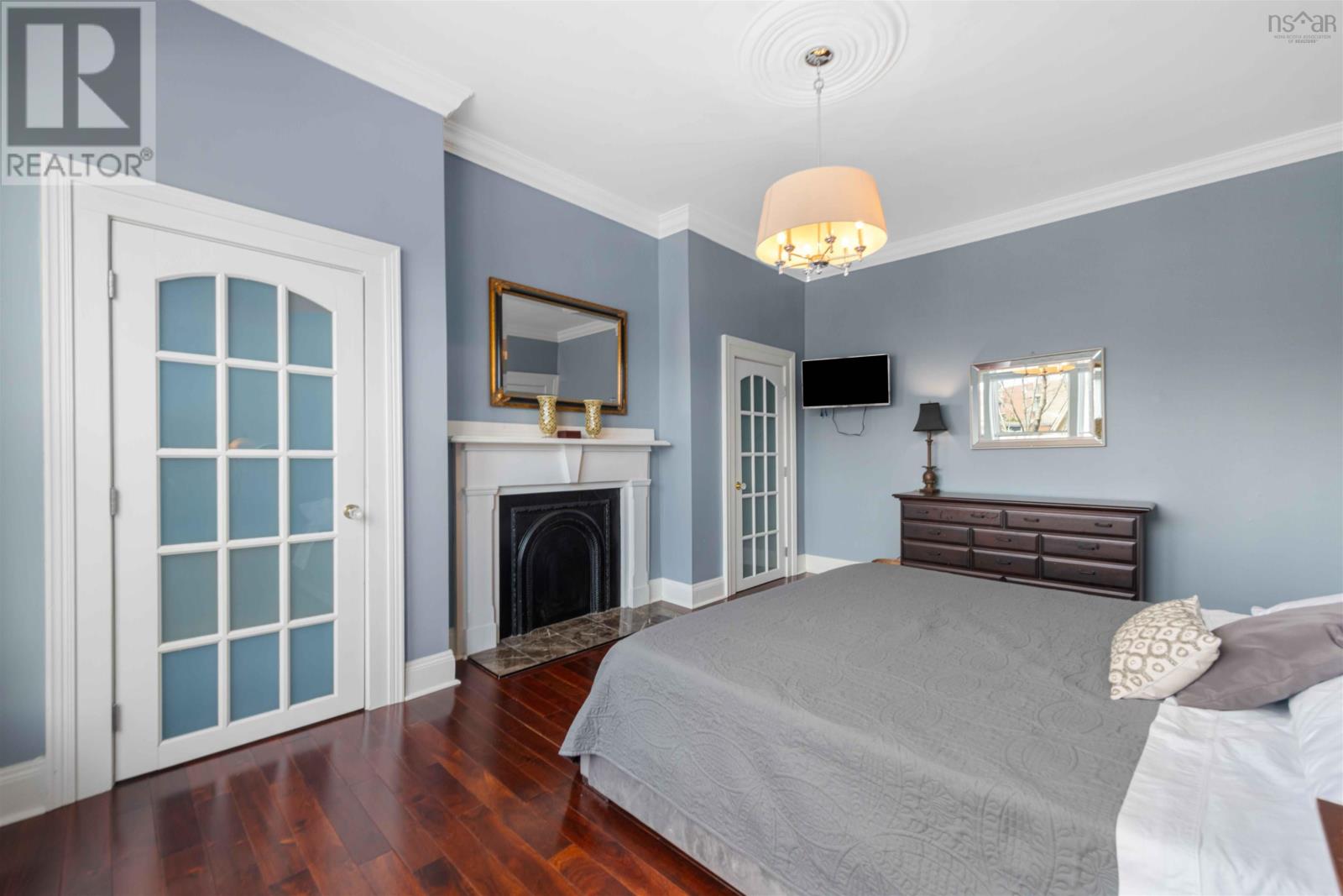 1060 Bland Street Property Photo 18