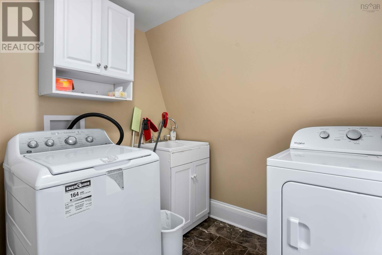 1060 Bland Street Property Photo 23