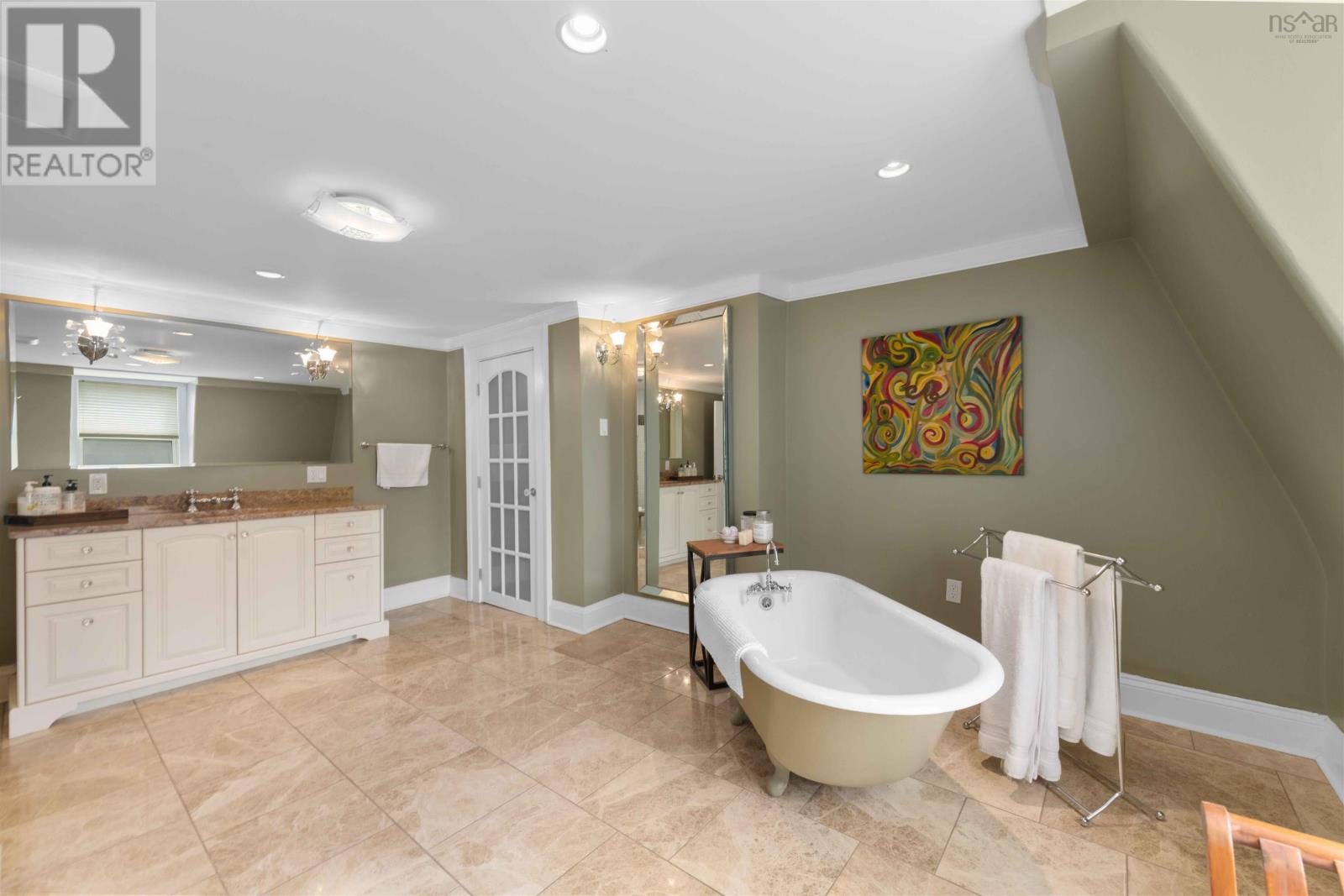 1060 Bland Street Property Photo 26