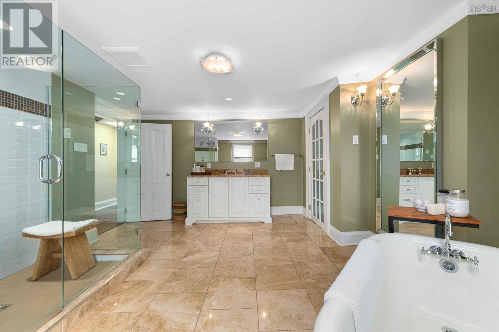 1060 Bland Street Property Photo 29