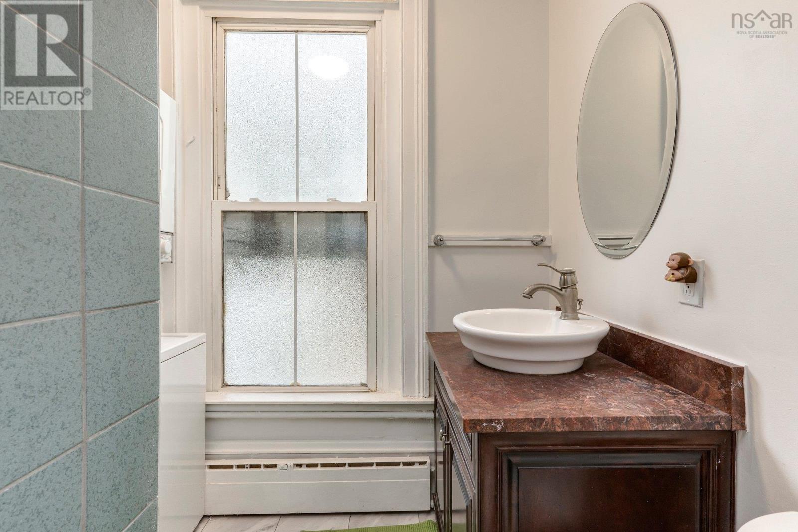 1056 Bland Street Property Photo 14