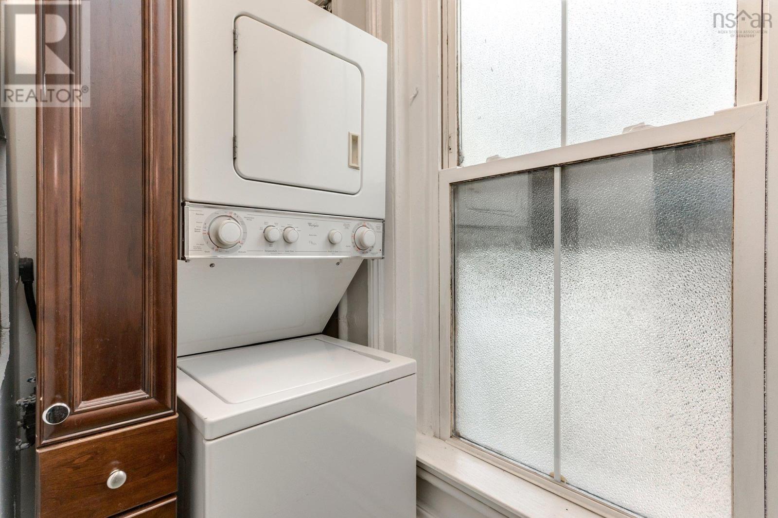 1056 Bland Street Property Photo 15