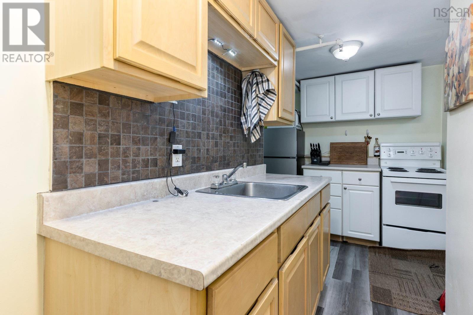1056 Bland Street Property Photo 26