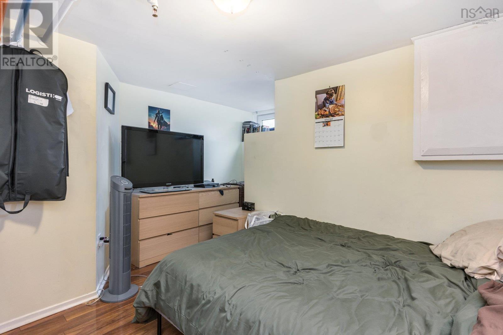 1056 Bland Street Property Photo 30
