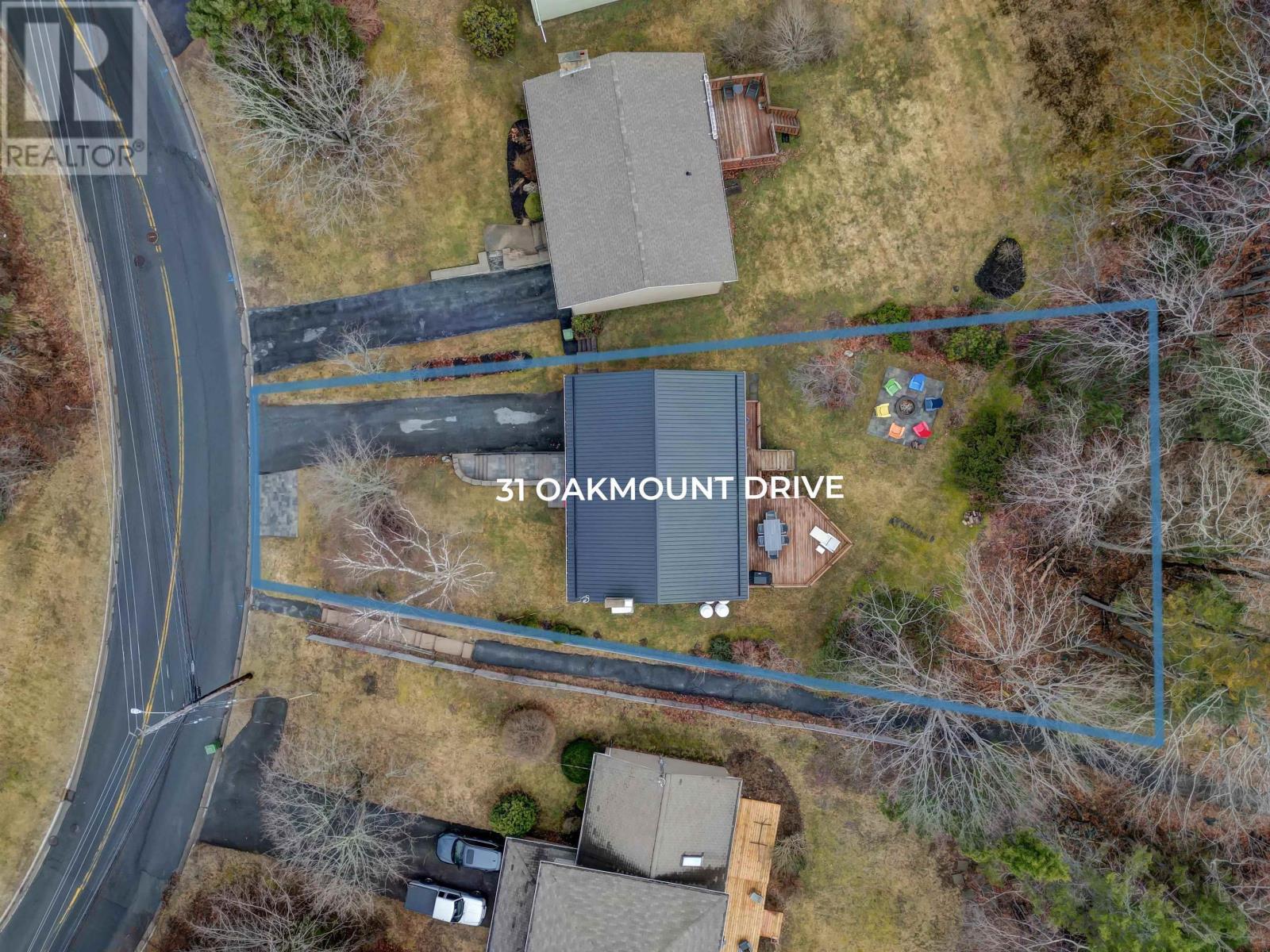 31 Oakmount Drive Property Photo 4