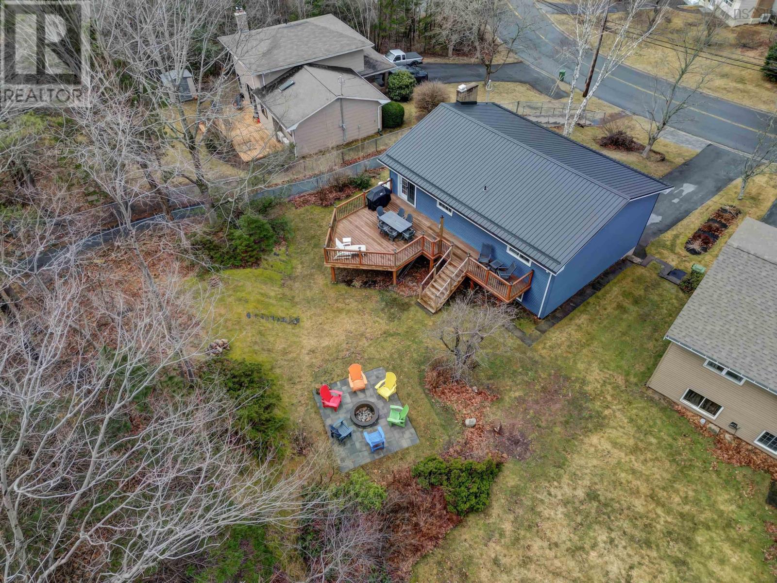 31 Oakmount Drive Property Photo 5