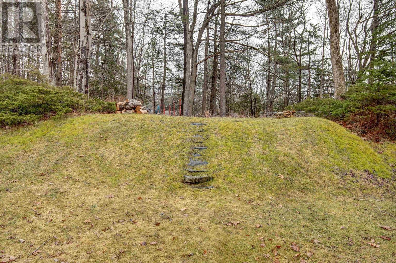 31 Oakmount Drive Property Photo 38