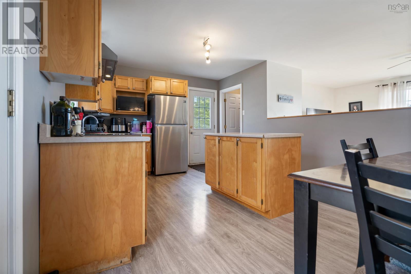 144 Macdonald Road Property Photo 10