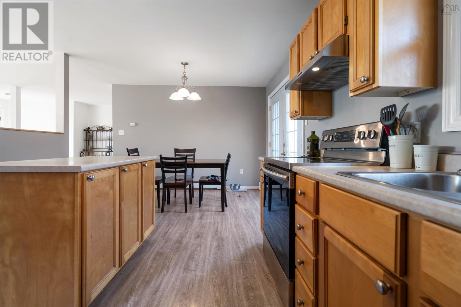144 Macdonald Road Property Photo 12