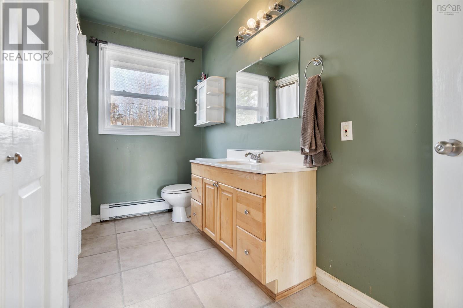 144 Macdonald Road Property Photo 24