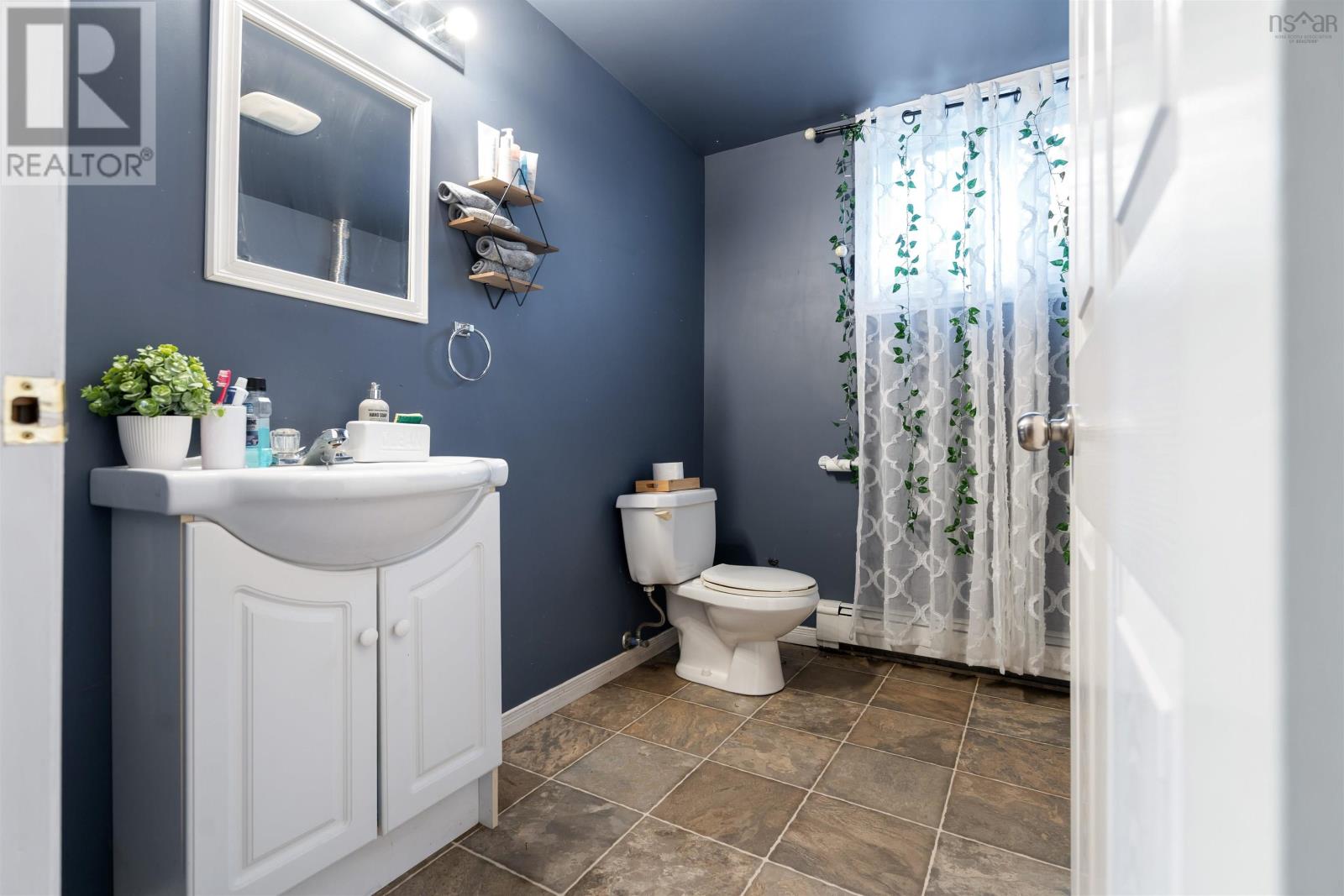144 Macdonald Road Property Photo 33