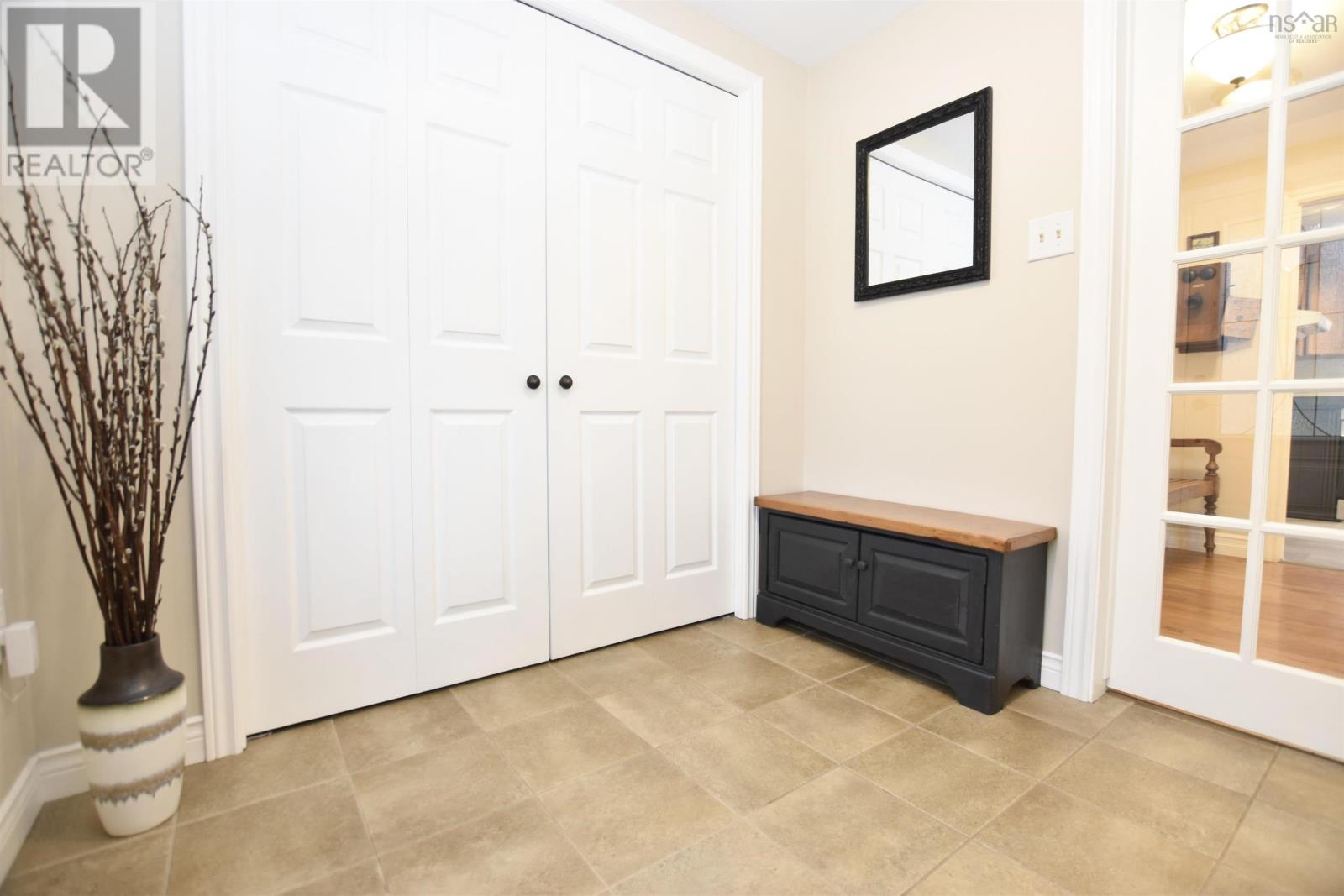 86 Flamingo Drive Property Photo 2