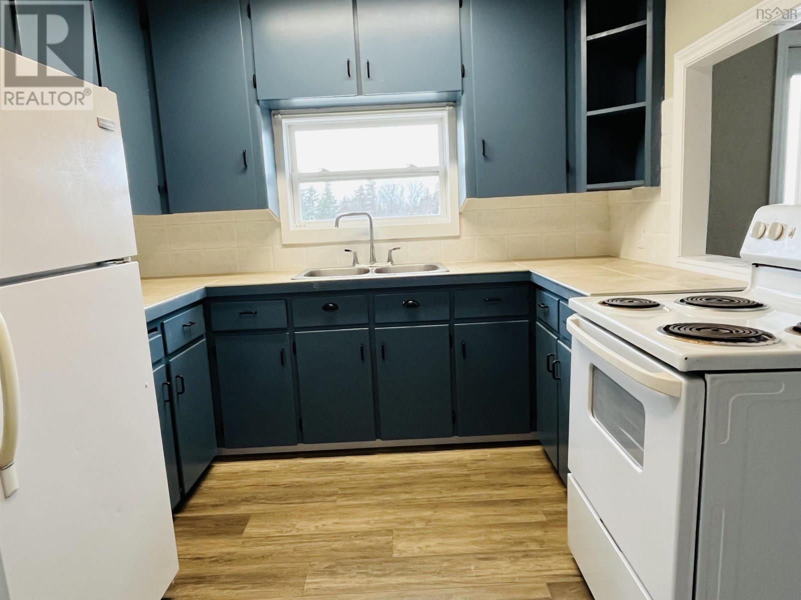 9 Goodick Road Property Photo 4