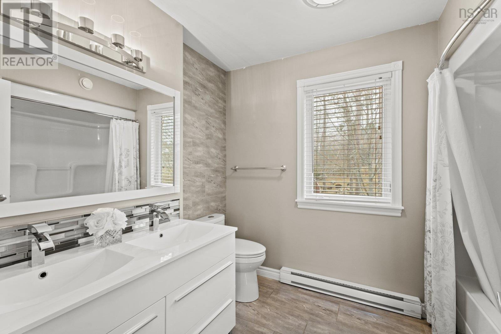 17 Pineview Crescent Property Photo 23