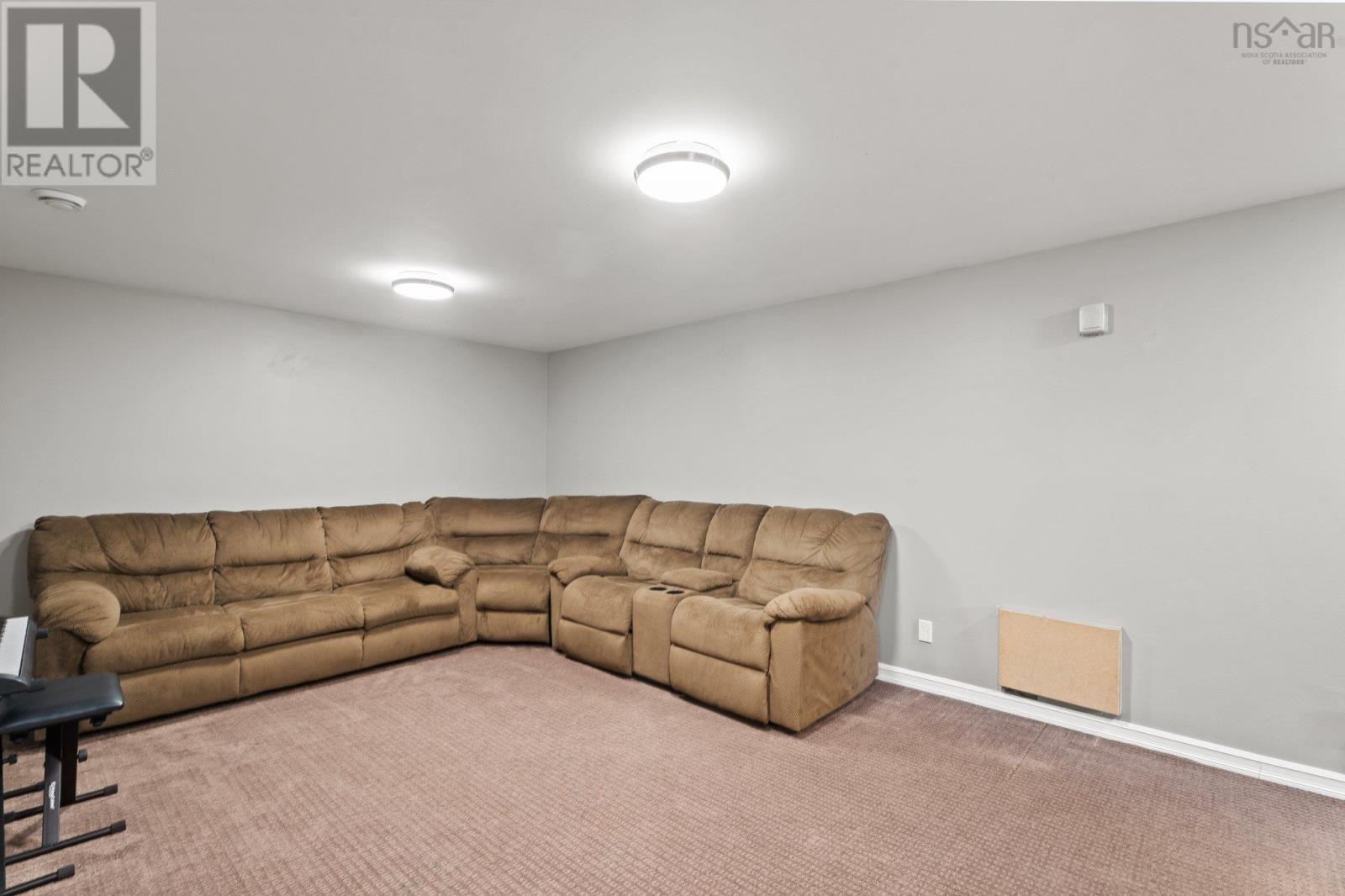 17 Pineview Crescent Property Photo 29