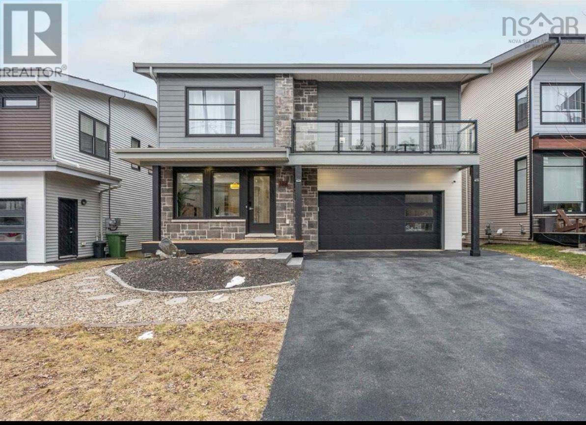 186 Amesbury Gate Property Photo 1