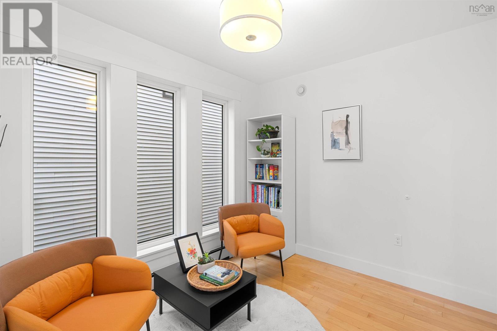 186 Amesbury Gate Property Photo 11