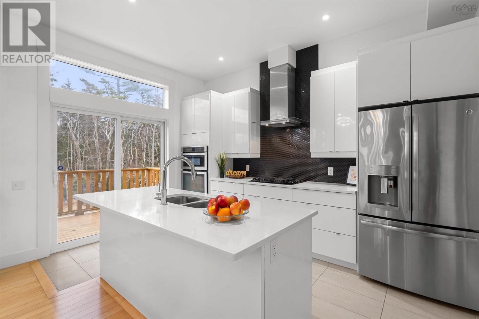 186 Amesbury Gate Property Photo 15