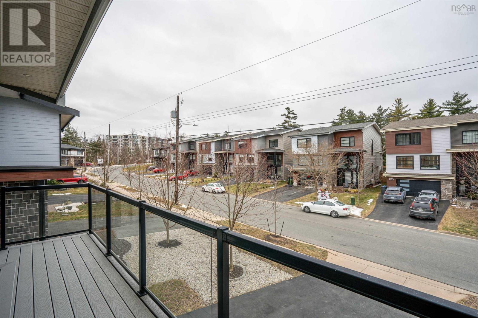 186 Amesbury Gate Property Photo 45