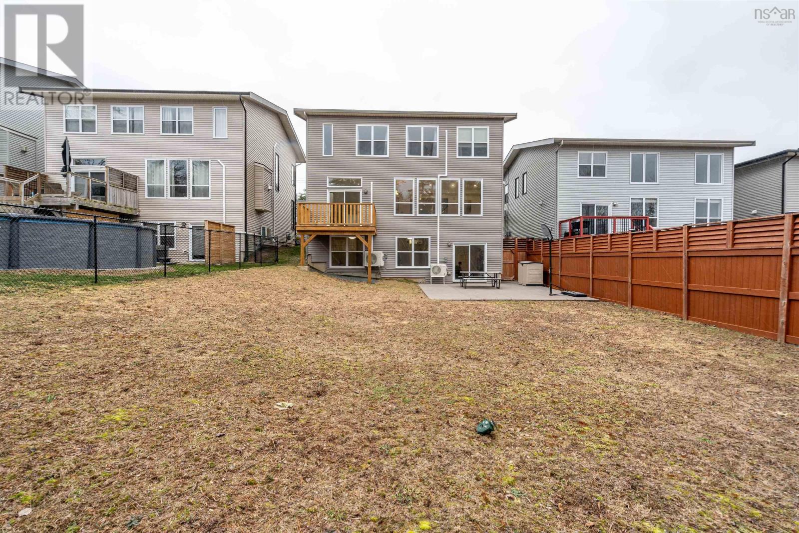 186 Amesbury Gate Property Photo 49